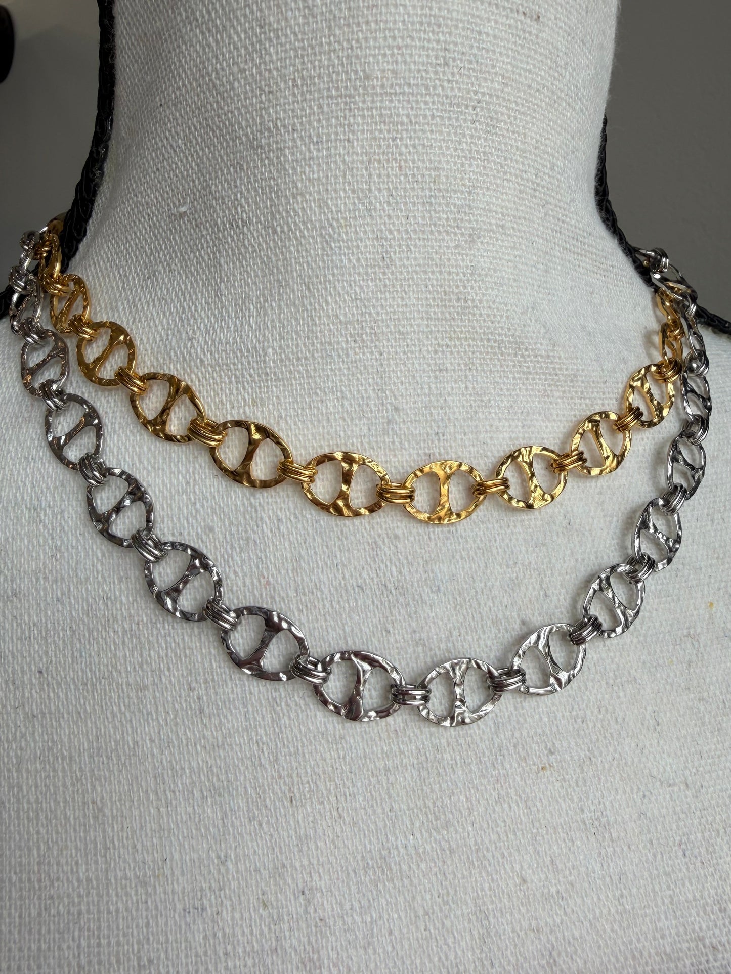 Hammered Tarnish Free Link Necklace